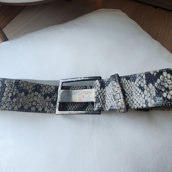 Suzi Roher Snake Leather Belt - Picture 2 of 7